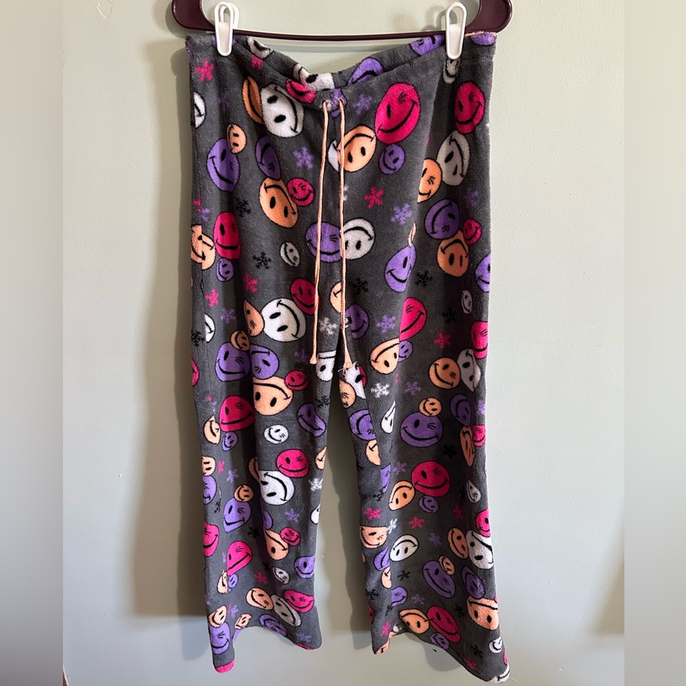 Fuzzy sleep pants